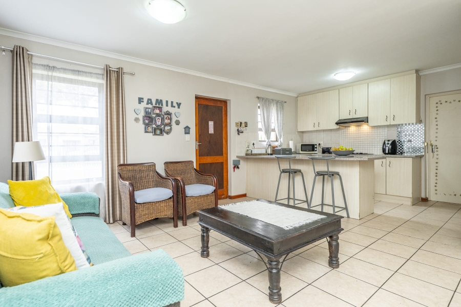 2 Bedroom Property for Sale in Eikenbosch Western Cape